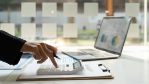 How to Calculate After Tax Income in the UK on a £27500 Salary