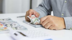 How to Calculate After Tax Income in the UK on a £82000 Salary