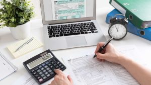 How to Calculate After Tax Income in the UK on a £98000 Salary