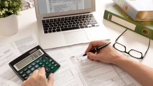 How to Calculate After Tax Income in the UK on a £21400 Salary