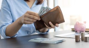 Can You Live Comfortably in the UK on £14 per Hour